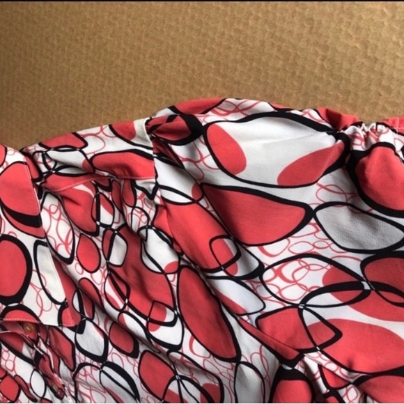 Unique Spectrum Short Sleeves Button Down Blouse Size 26/28W - Picture 5 of 8